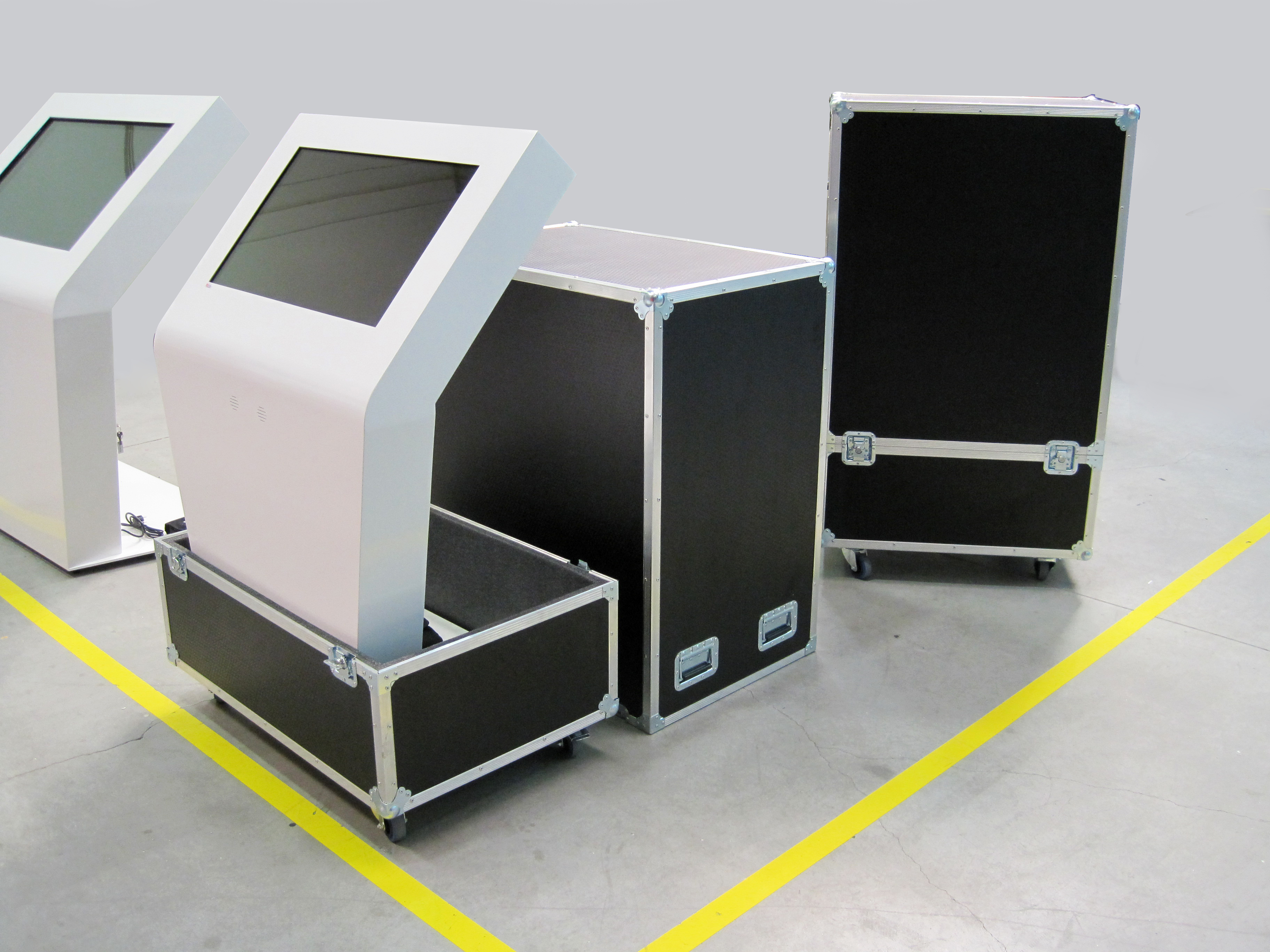 Flight Cases by PARTTEAM & OEMKIOSKS