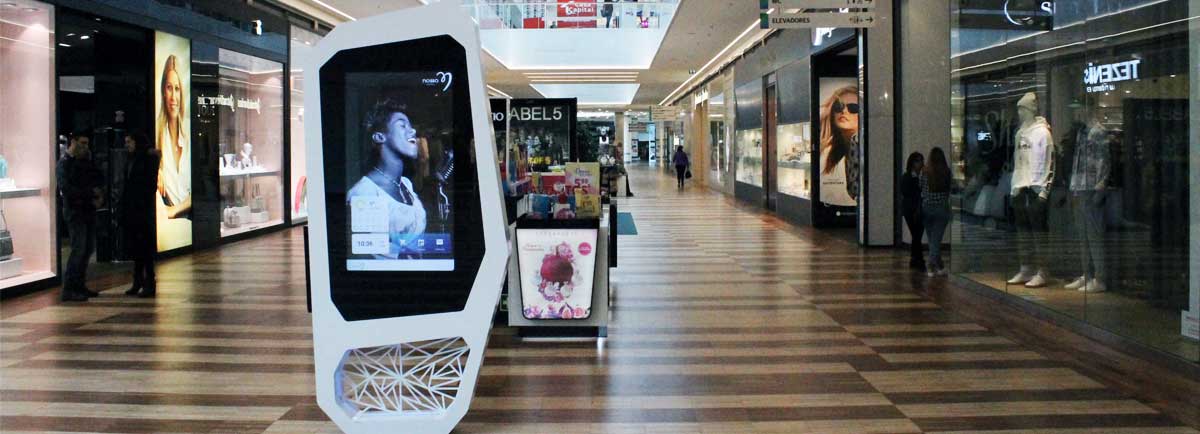 Mupis digitais com Wayfinding para o Nosso Shopping em Vila Real