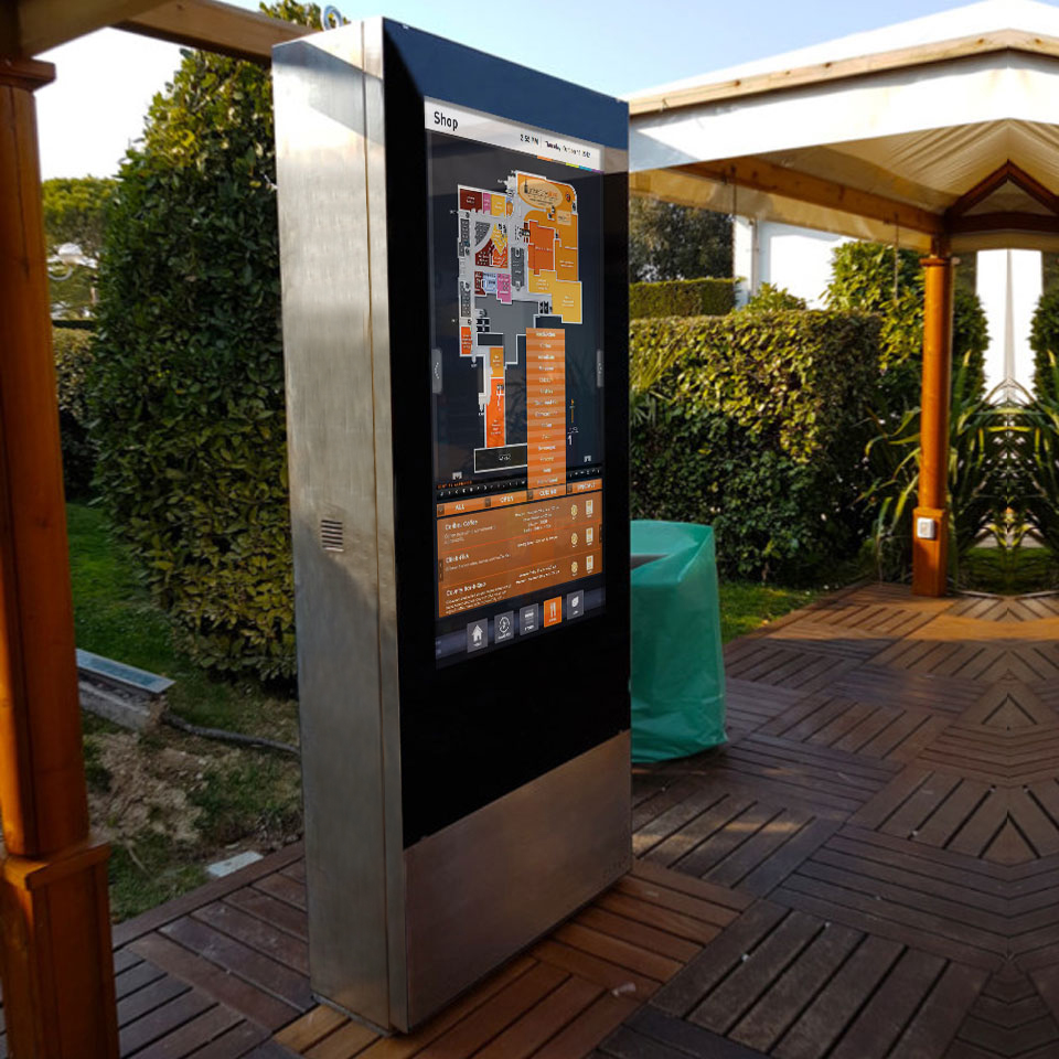 MUPI Digital ZYTEC para Parque de Campismo em Jesolo, Itália